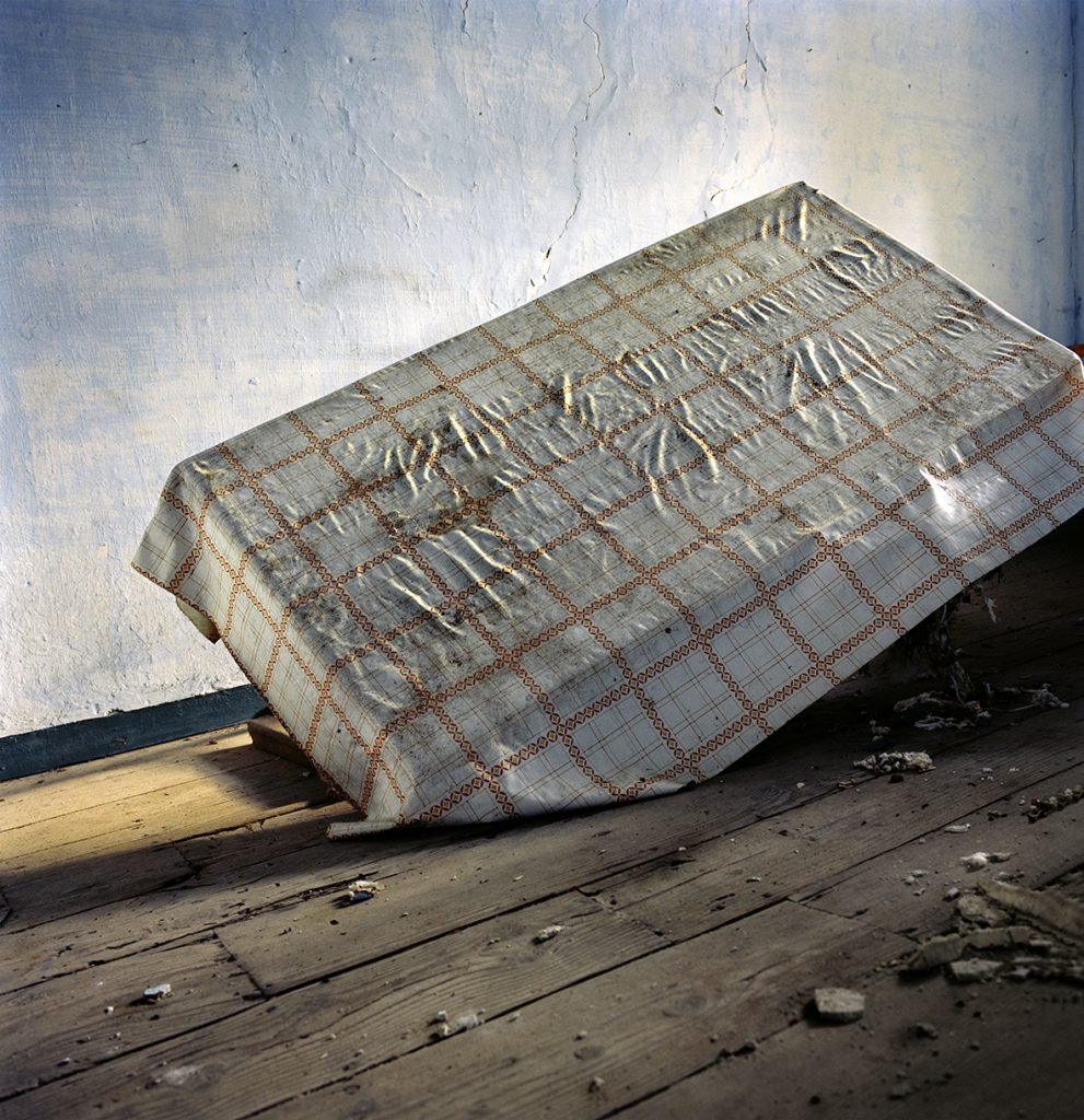 PHROOM magazine online exhibition space dedicated to contemporary fine art photography // Projects